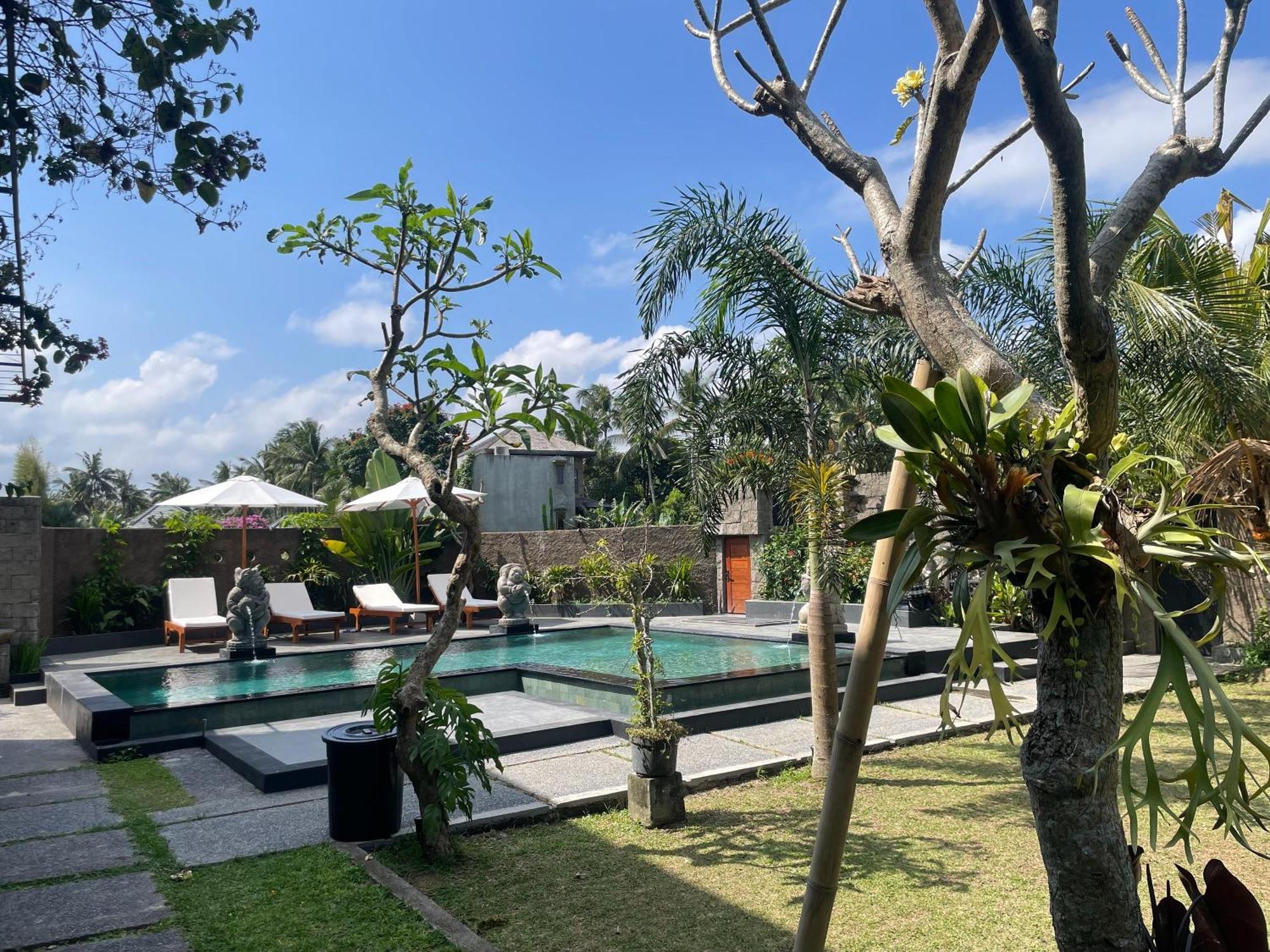 Hotel Nivaluma Ubud Exterior foto