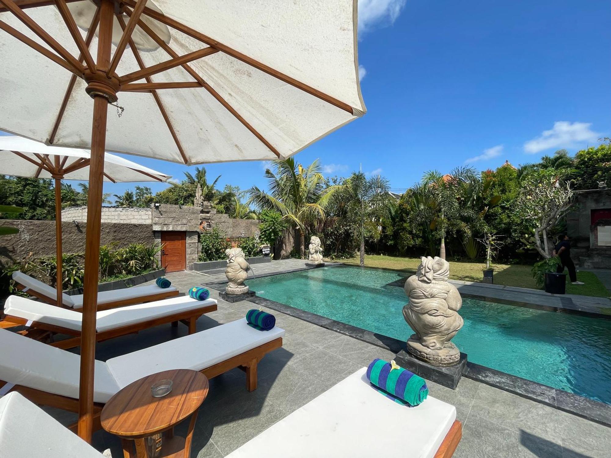 Hotel Nivaluma Ubud Exterior foto