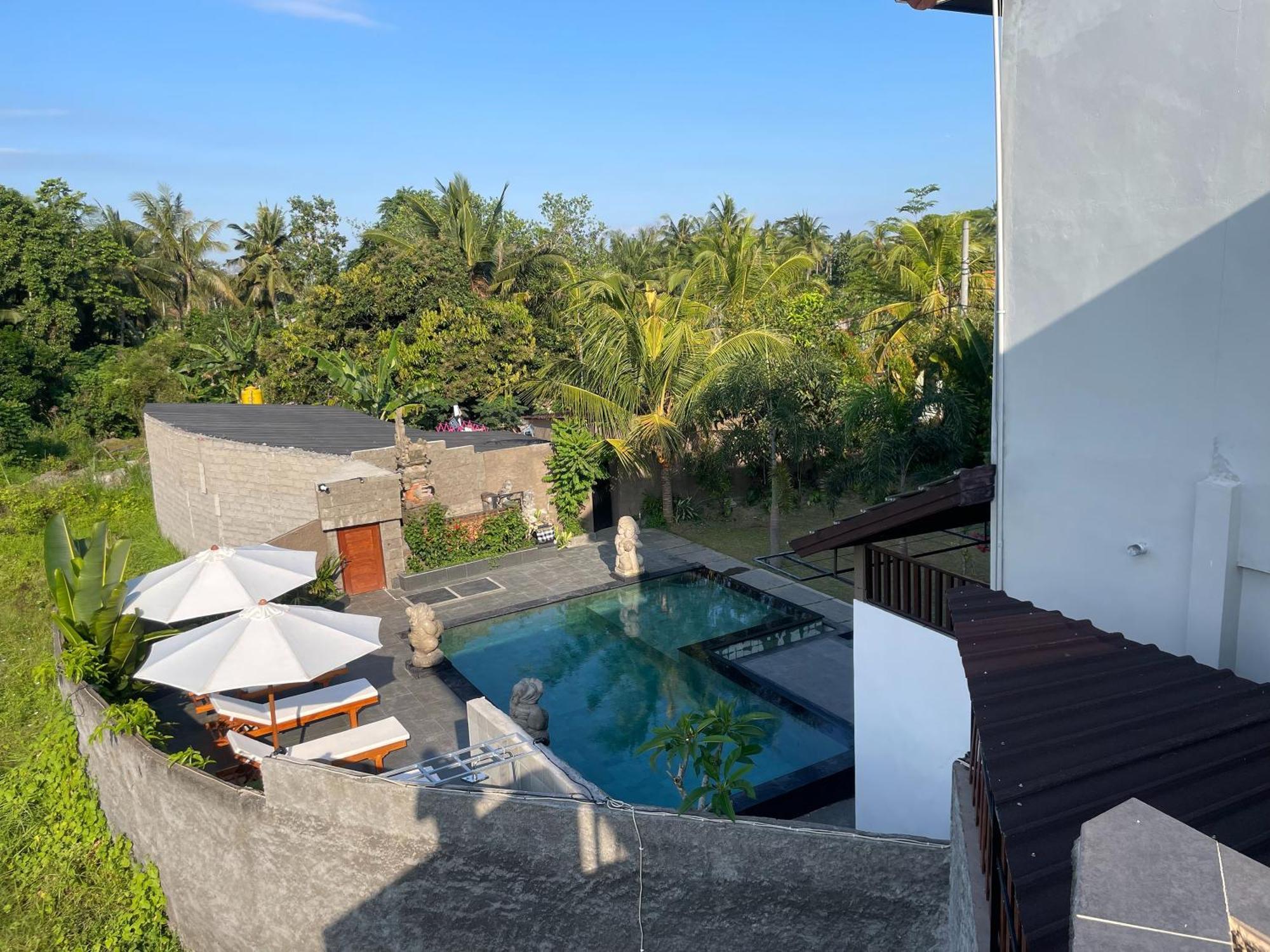 Hotel Nivaluma Ubud Exterior foto